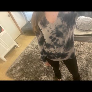 Long sleeve tie-dye top